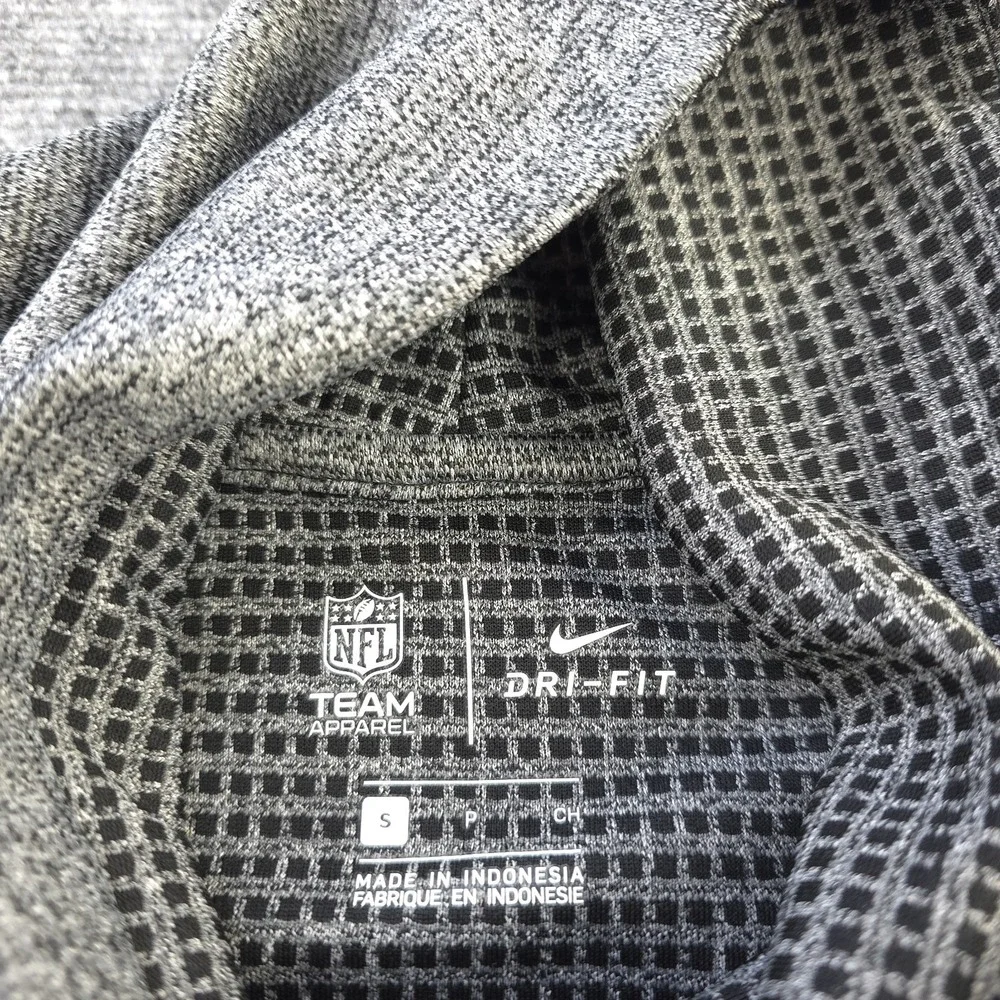Nike Atlanta Falcons Loose Neck Shirt Adult Small Gray Solid‎ Long Sleeve